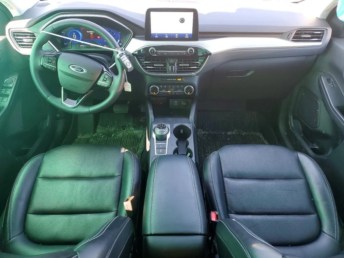FORD ESCAPE SEL 2022