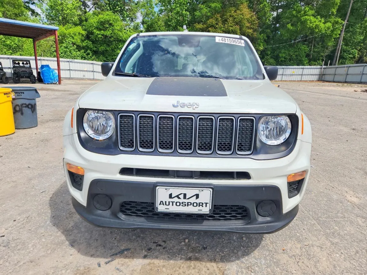 JEEP RENEGADE LATITUDE 2023