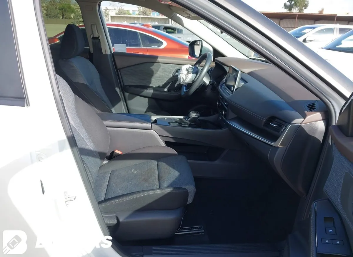 NISSAN ROGUE SV FWD 2023