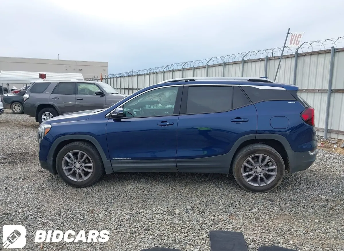 GMC TERRAIN FWD SLT 2022
