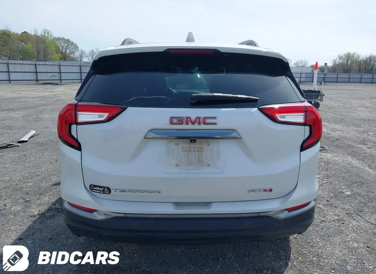 GMC TERRAIN AWD AT4 2022