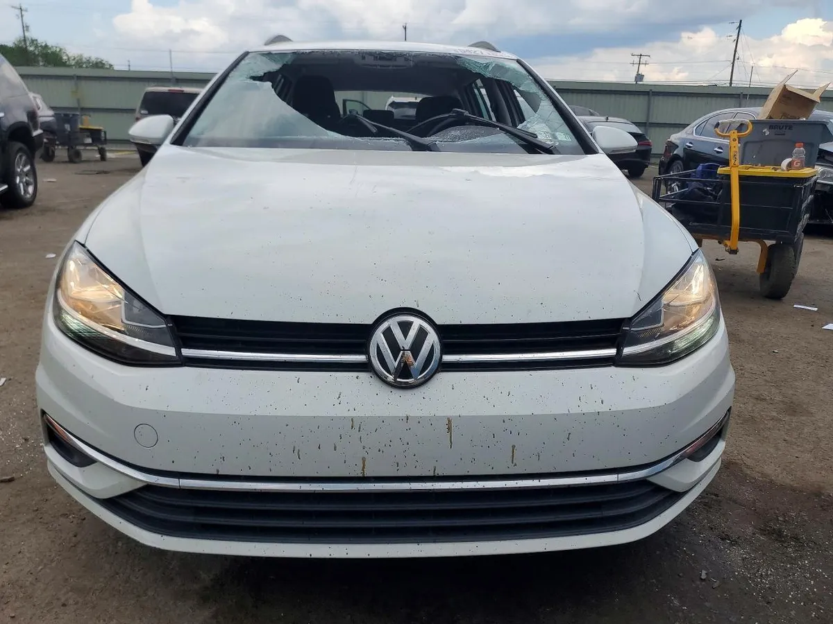 VOLKSWAGEN GOLF S 2019
