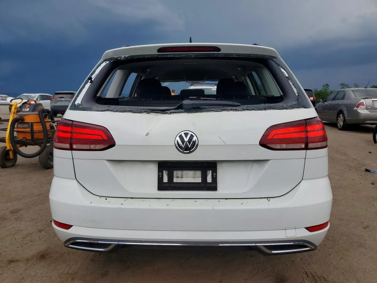 VOLKSWAGEN GOLF S 2019
