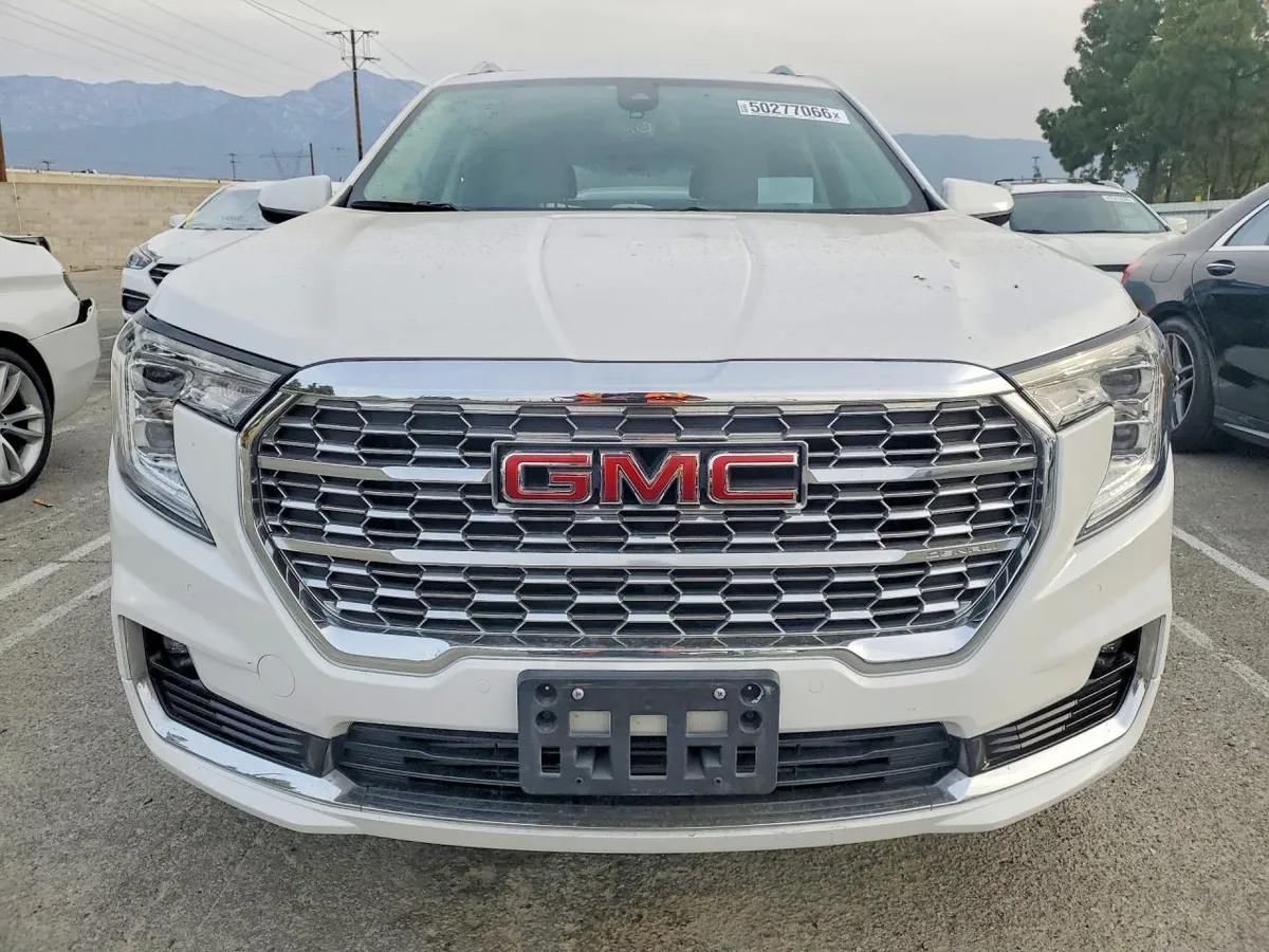GMC TERRAIN DENALI 2022