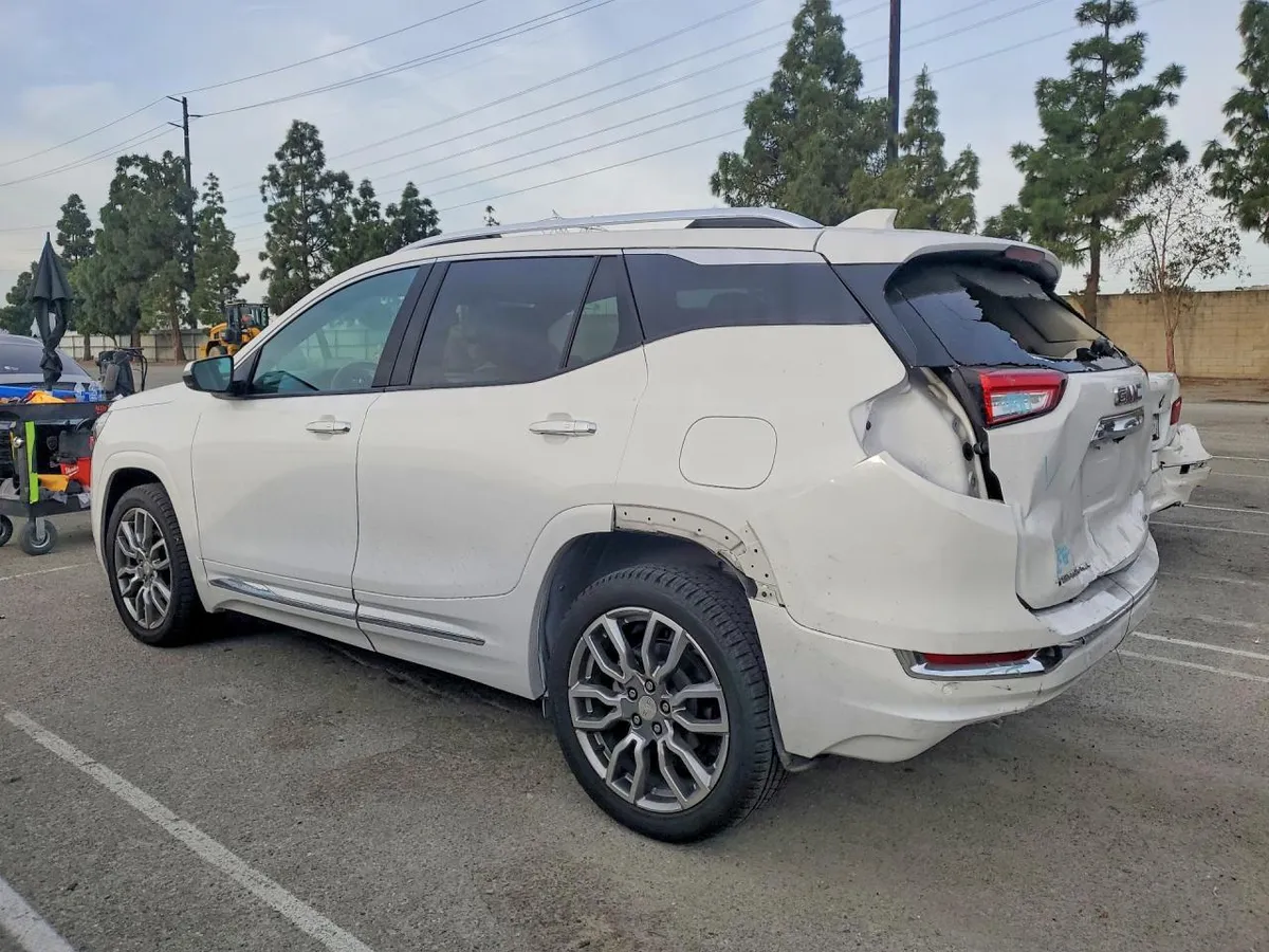 GMC TERRAIN DENALI 2022