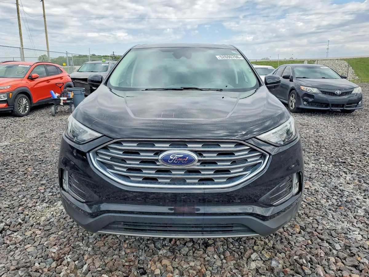 FORD EDGE SEL 2022