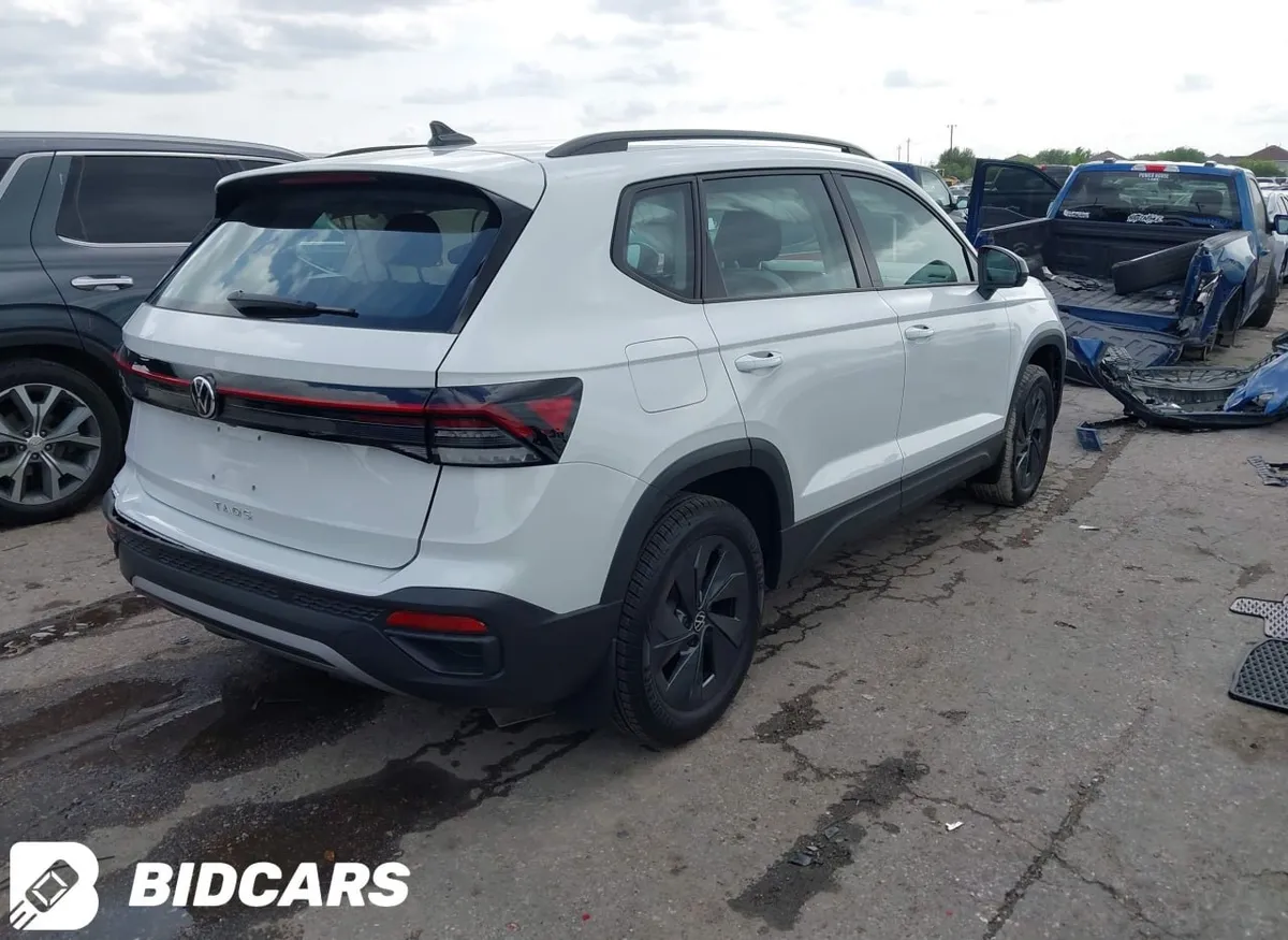 VOLKSWAGEN TAOS 1.5T S 2025