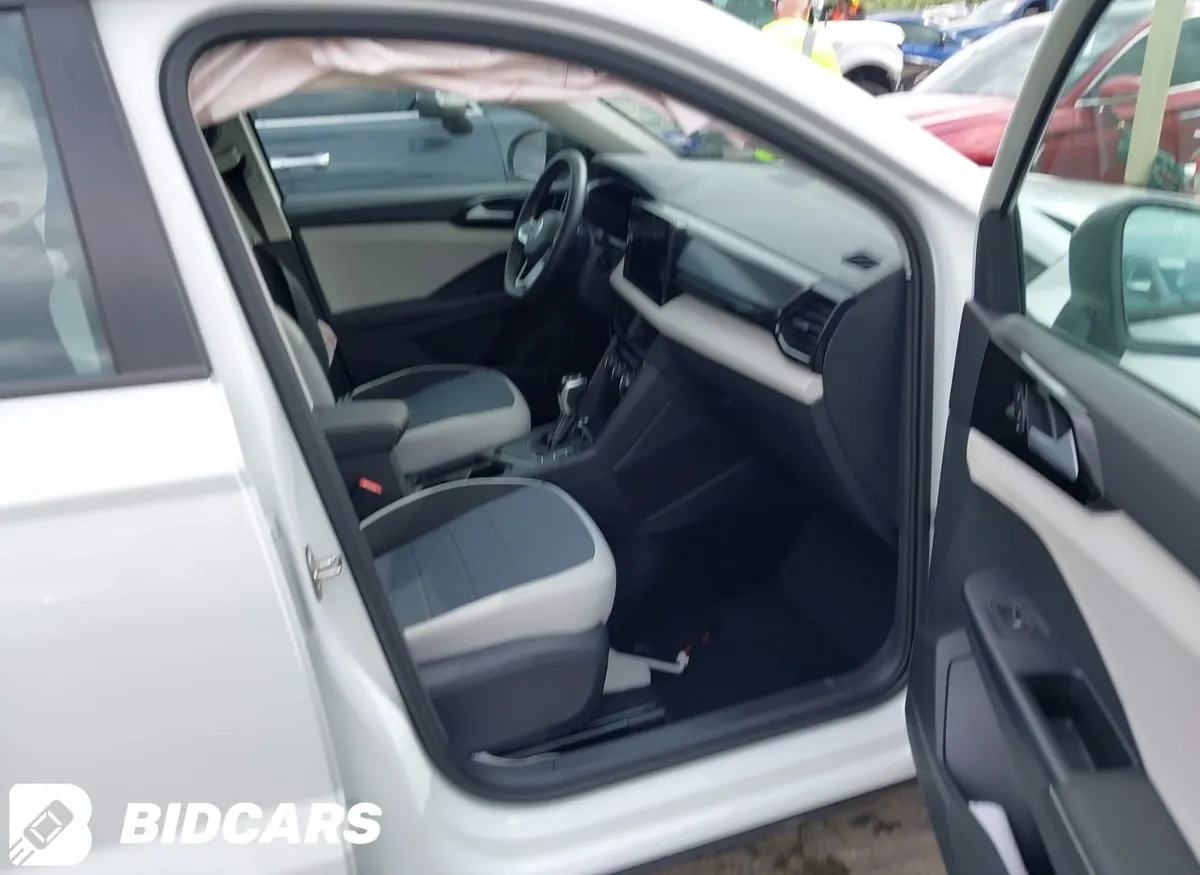 VOLKSWAGEN TAOS 1.5T S 2025