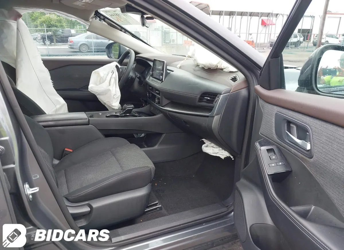 NISSAN ROGUE SV FWD 2023