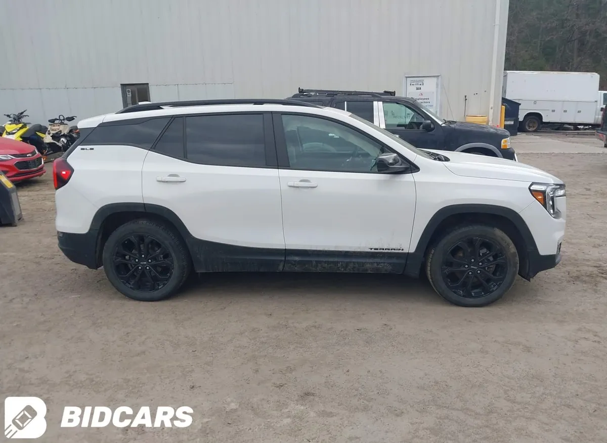 GMC TERRAIN AWD SLE 2022