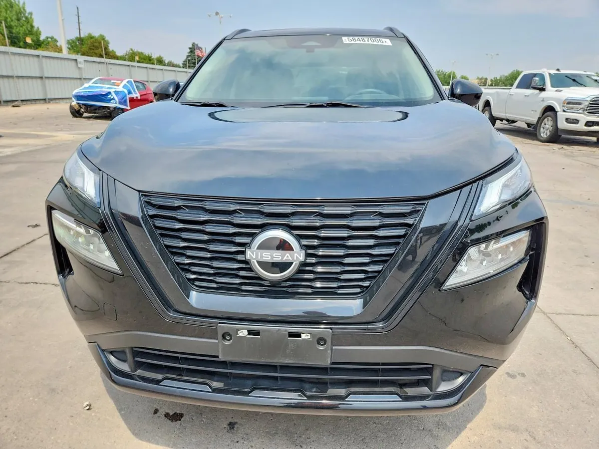 NISSAN ROGUE SV 2023