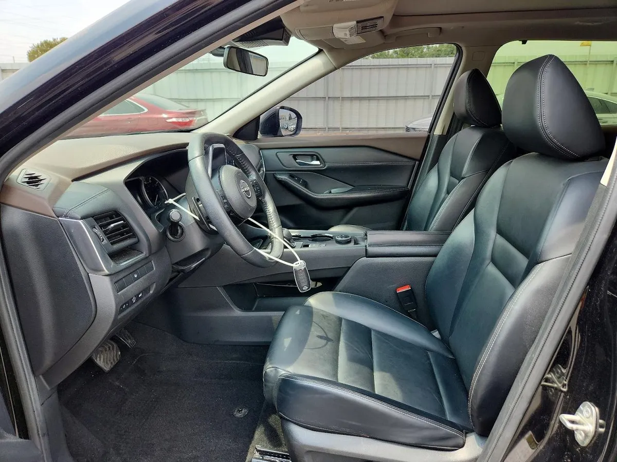 NISSAN ROGUE SV 2023