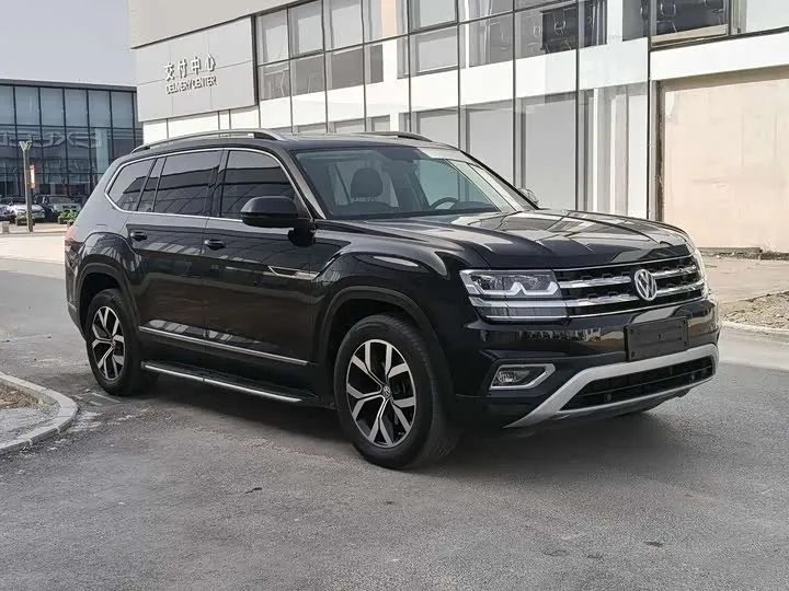 VOLKSWAGEN TERAMONT 2018