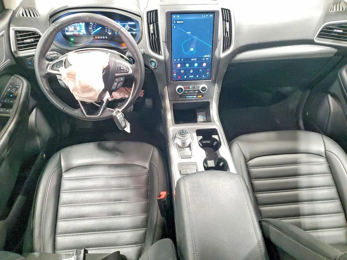 FORD EDGE SEL 2022