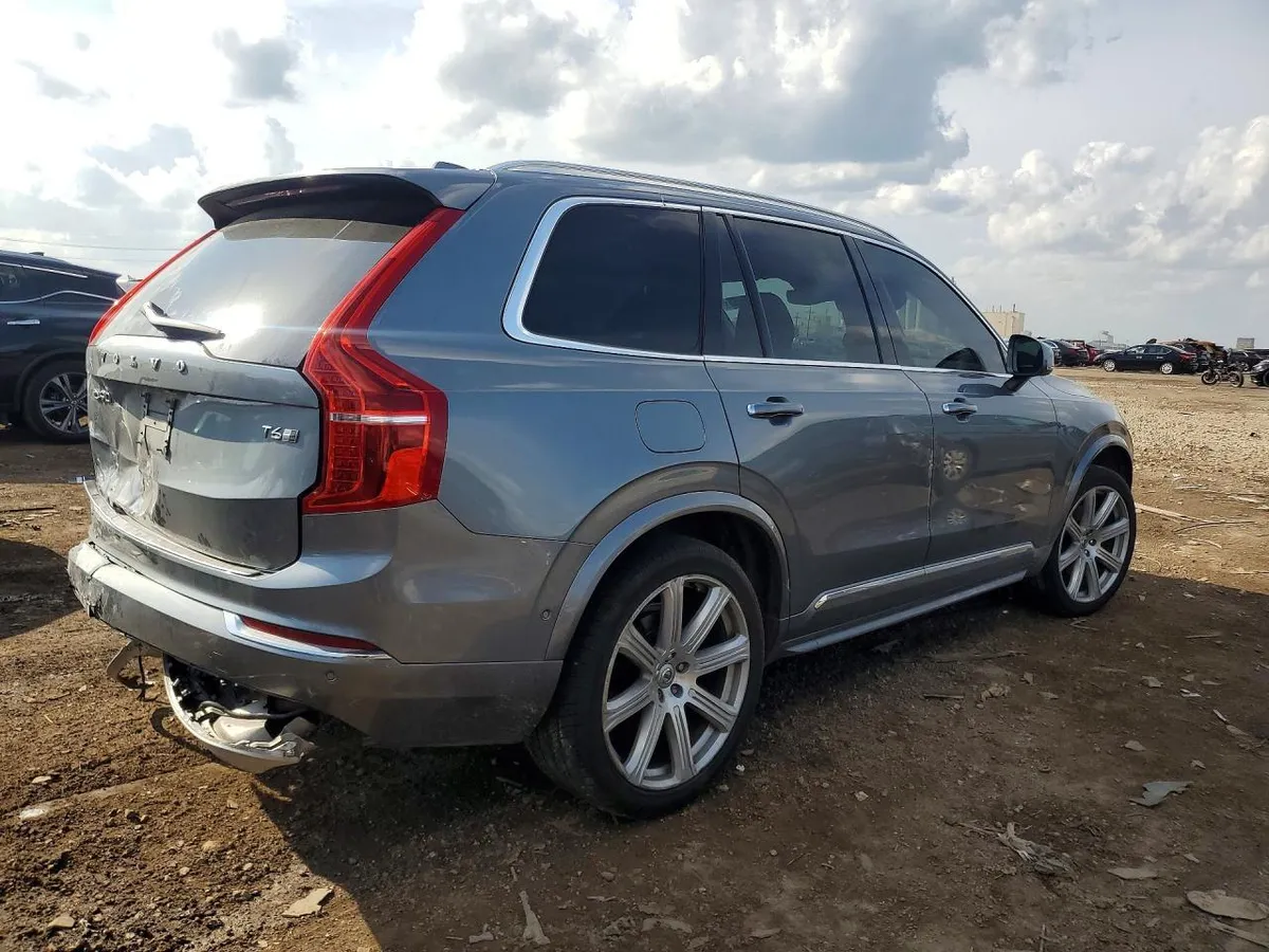 VOLVO XC90 T6 2018