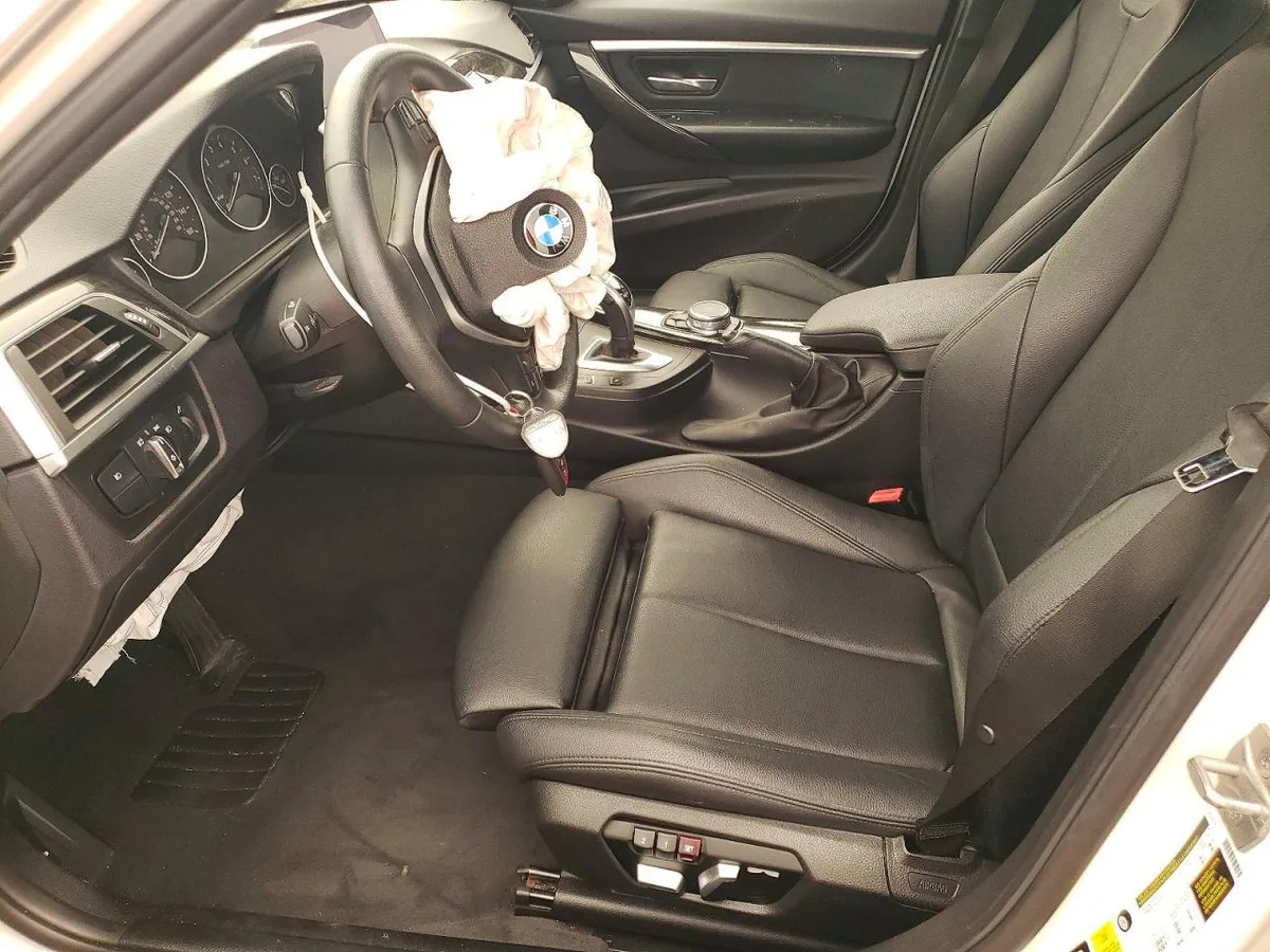 BMW 330 XI 2017