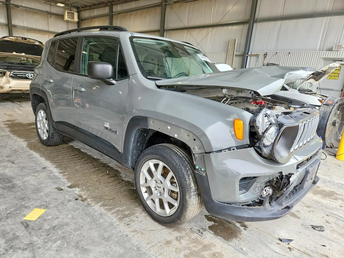 JEEP RENEGADE LATITUDE 2022