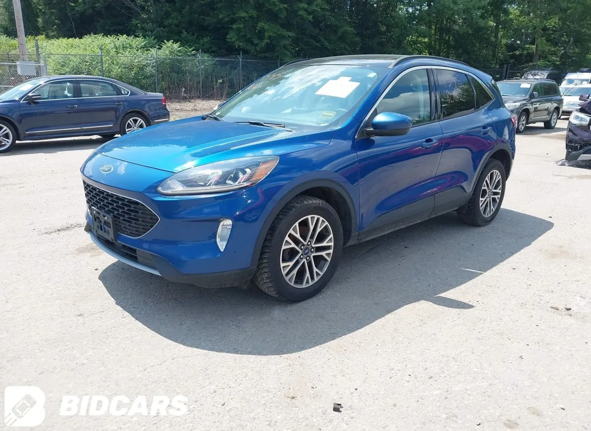 FORD ESCAPE SEL 2022