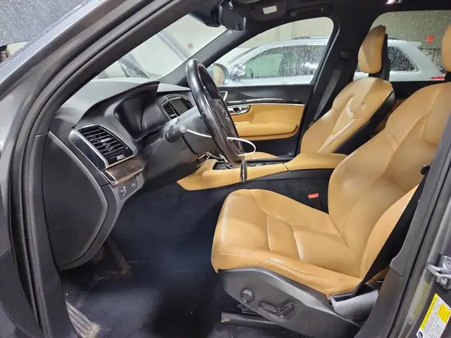 VOLVO XC90 2018