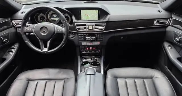 MERCEDES-BENZ E-CLASS 2013
