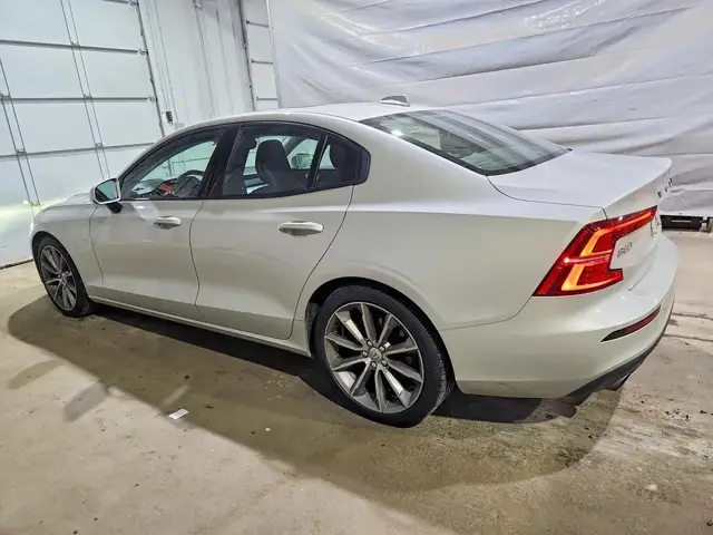VOLVO S60 T5 MOMENTUM 2019