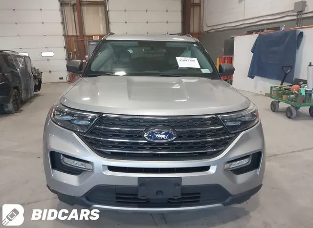 FORD EXPLORER XLT 2022