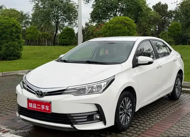 TOYOTA COROLLA 2017