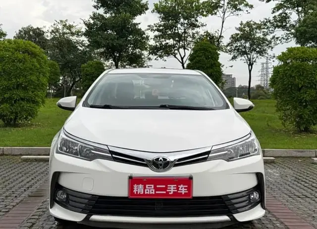 TOYOTA COROLLA 2017