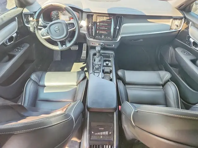 VOLVO S90 T6 OCEAN RACE 2020