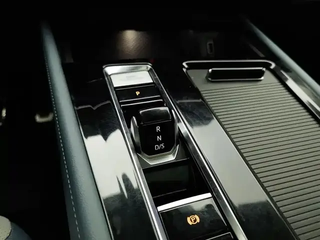 VOLKSWAGEN TERAMONT 2023