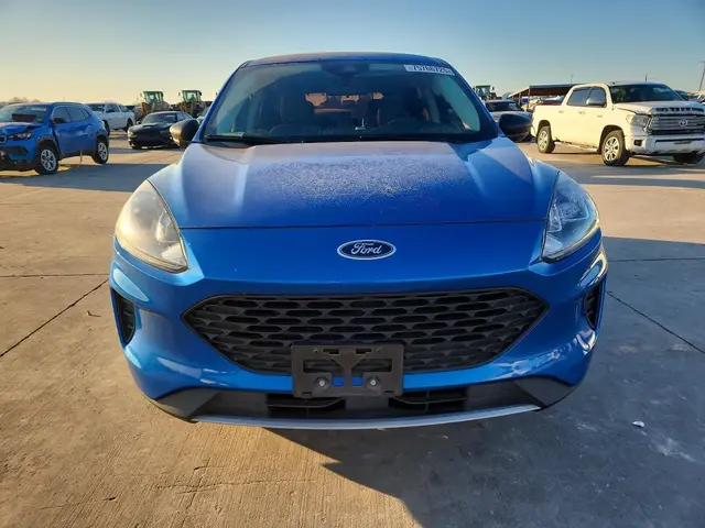 FORD ESCAPE 2021