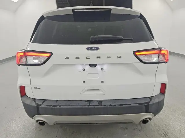 FORD ESCAPE 2022