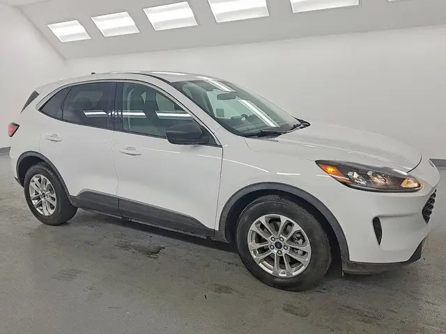 FORD ESCAPE 2022