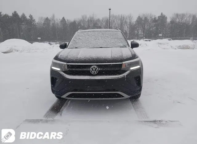 VOLKSWAGEN TAOS 2022