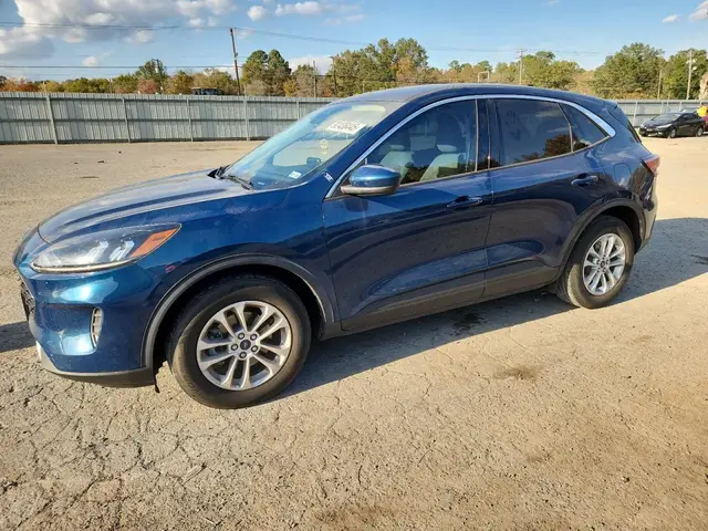FORD ESCAPE SE 2020