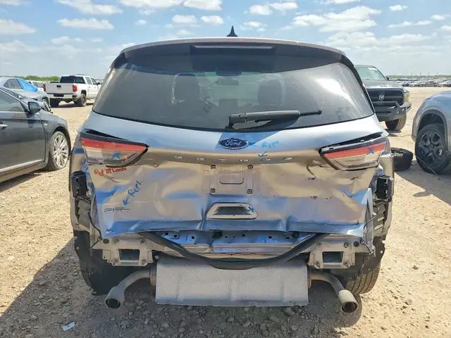 FORD ESCAPE SEL 2022