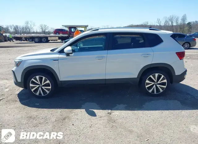 VOLKSWAGEN TAOS 1.5T SE 2022