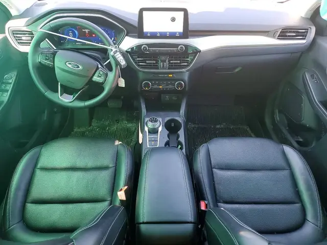 FORD ESCAPE SEL 2022