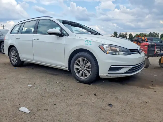 VOLKSWAGEN GOLF S 2019
