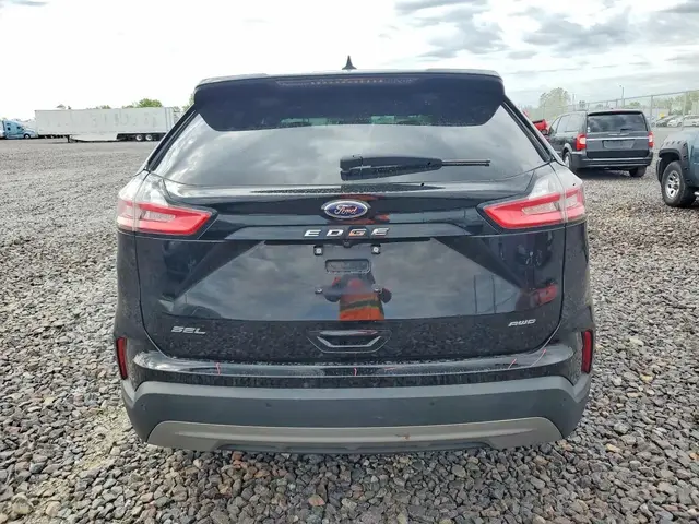 FORD EDGE SEL 2022