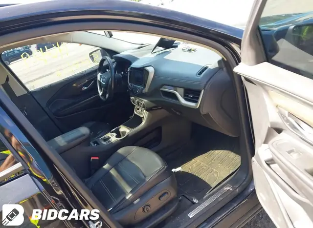 GMC TERRAIN AWD DENALI 2022