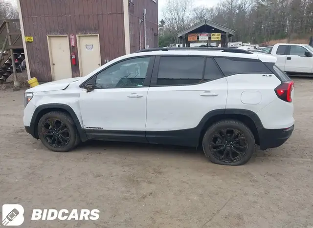 GMC TERRAIN AWD SLE 2022
