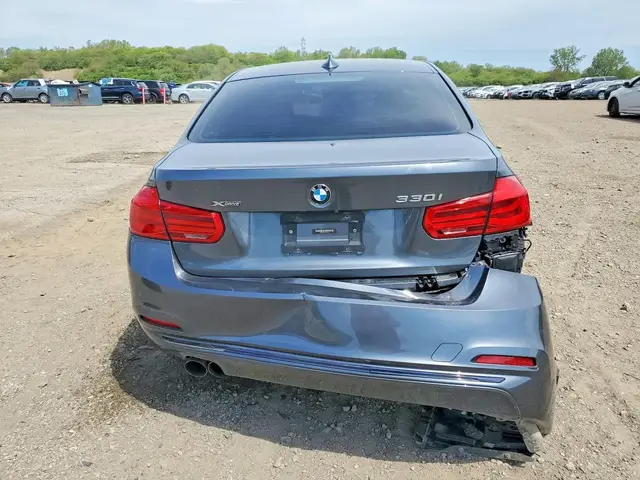 BMW 330 XI 2018