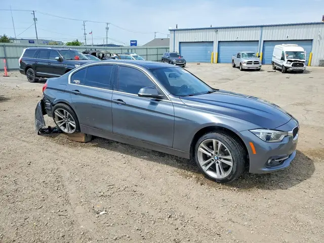 BMW 330 XI 2018