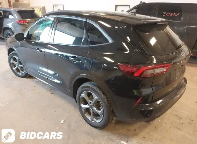 FORD ESCAPE 2024