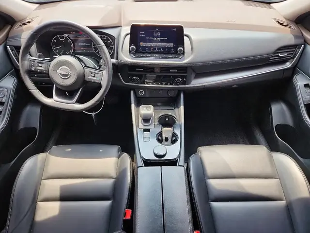 NISSAN ROGUE SV 2023