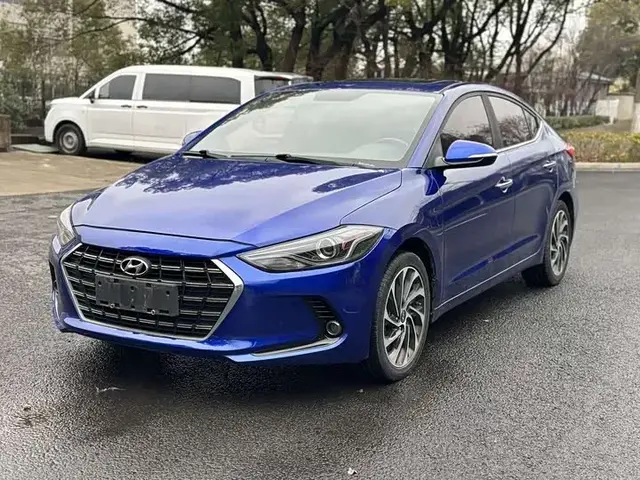 HYUNDAI ELANTRA 2019