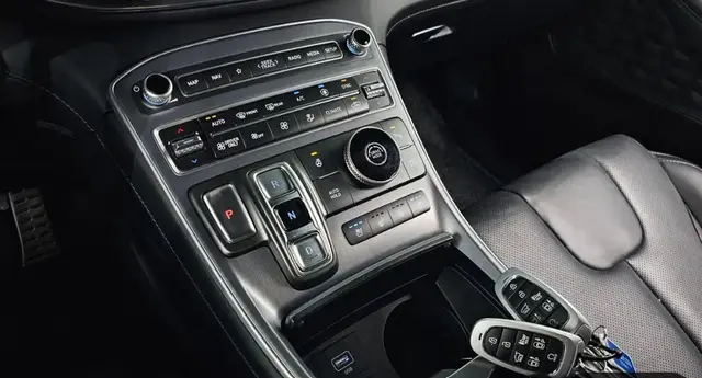 HYUNDAI SANTA FE 2022
