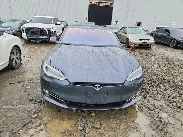 TESLA MODEL S 2018