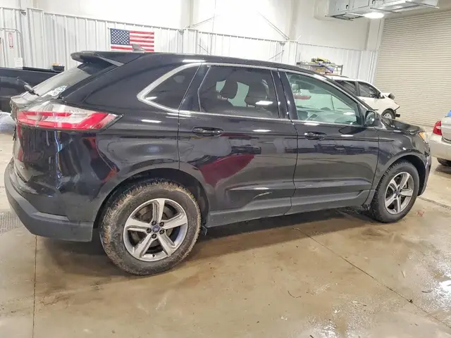 FORD EDGE SEL 2022